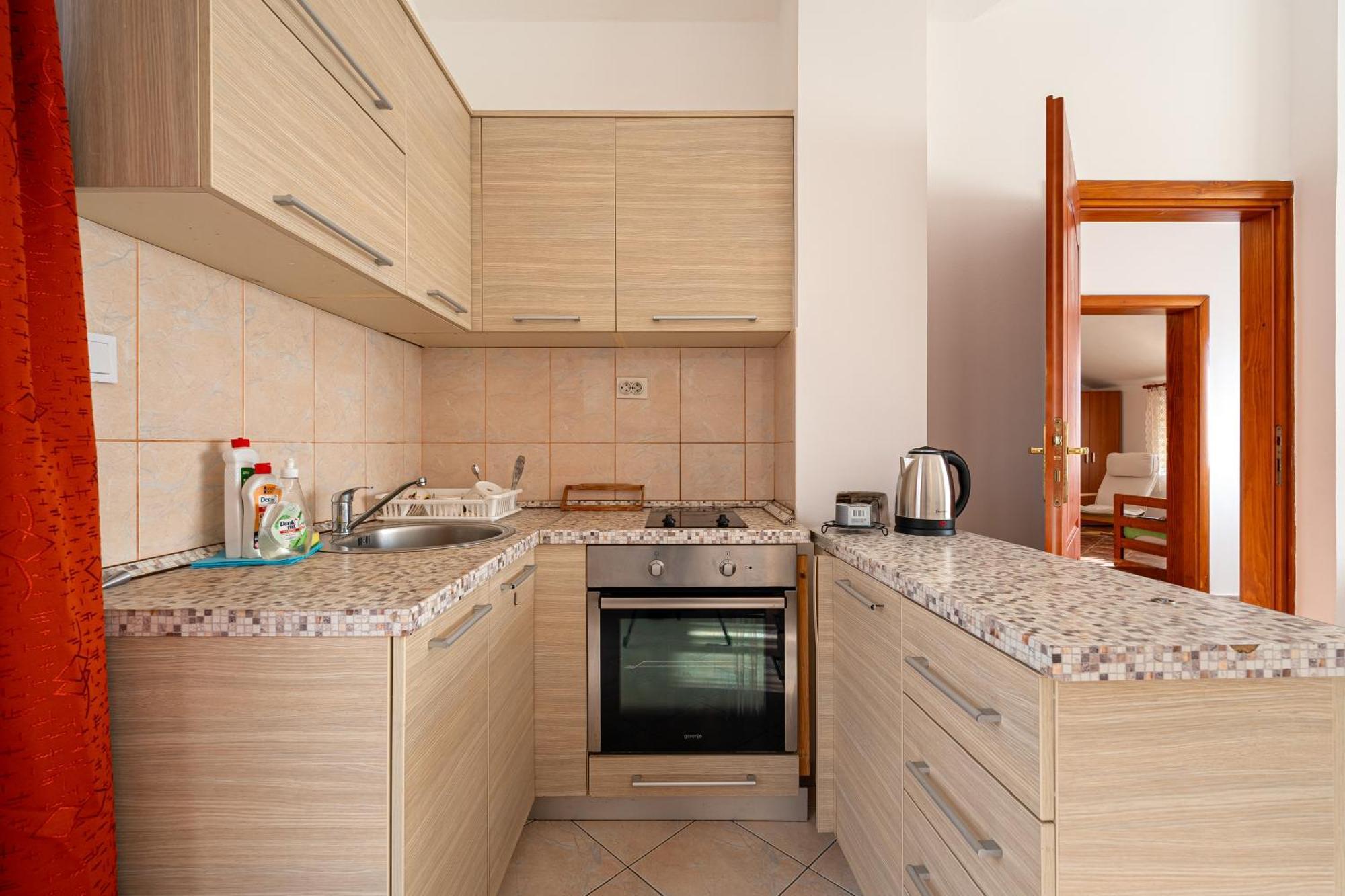Vladivostok Apartments Tivat Exterior foto