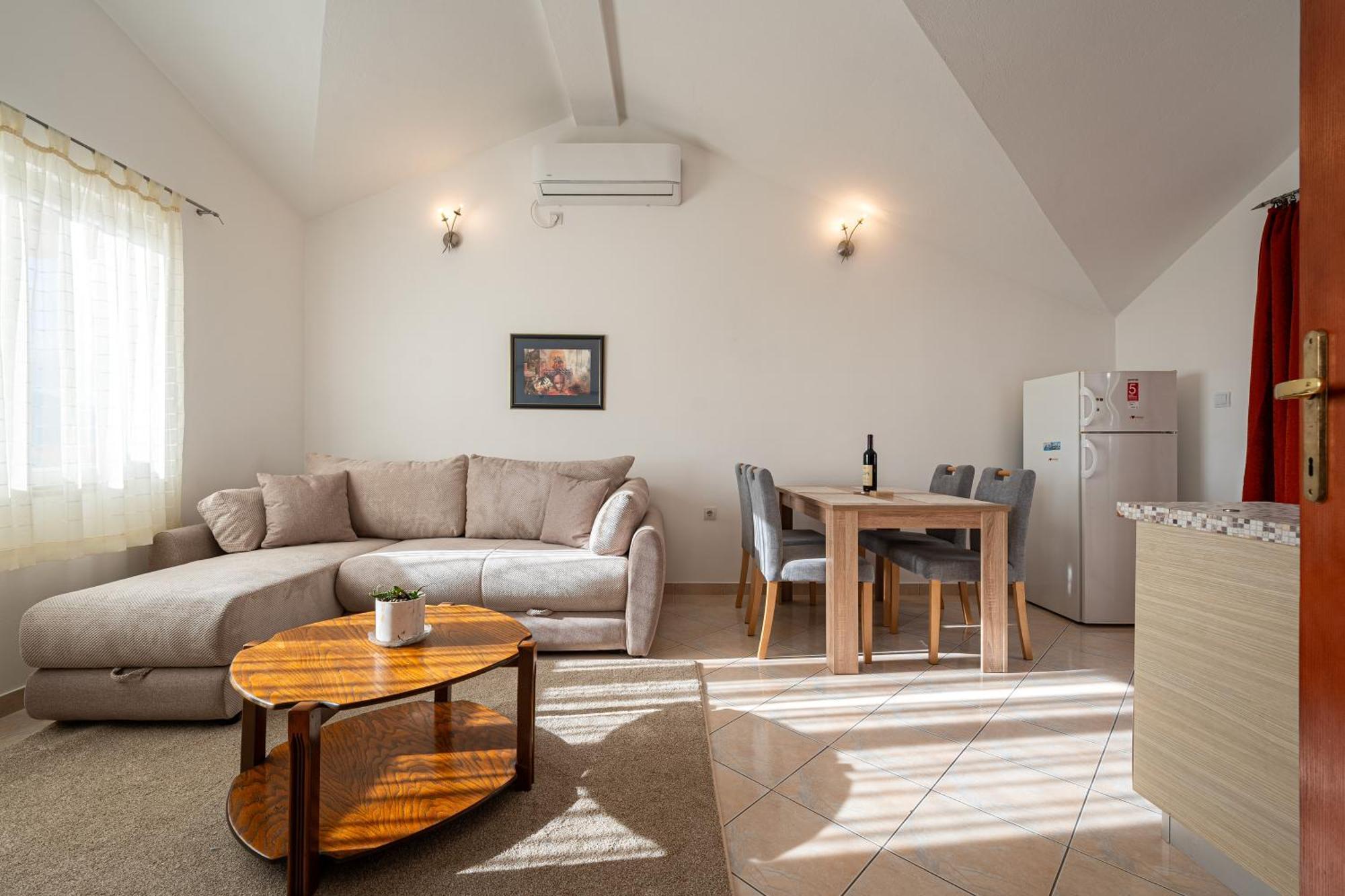Vladivostok Apartments Tivat Exterior foto