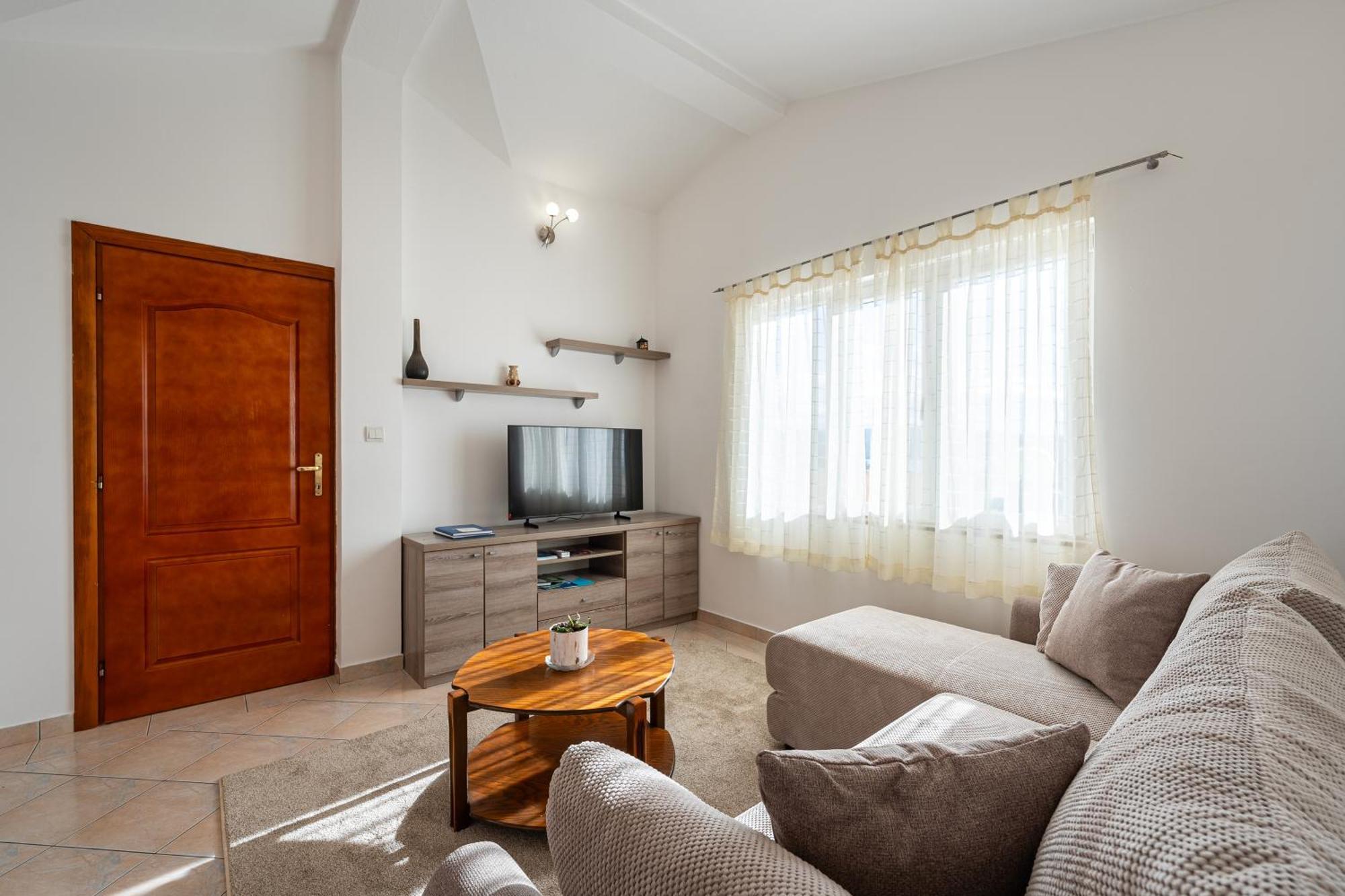 Vladivostok Apartments Tivat Exterior foto